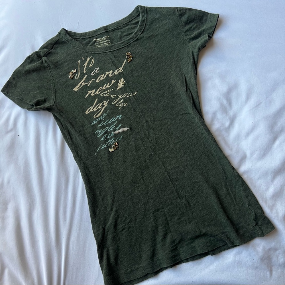 American Eagle Outfitters Dark Green Graphic Tee